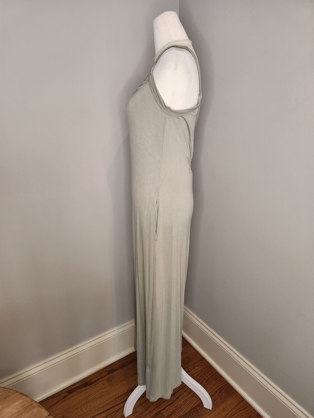 Z Supply Day Off Wide Leg Sleeveless Jumpsuit Smoked Sage S - Picture 5 of 11